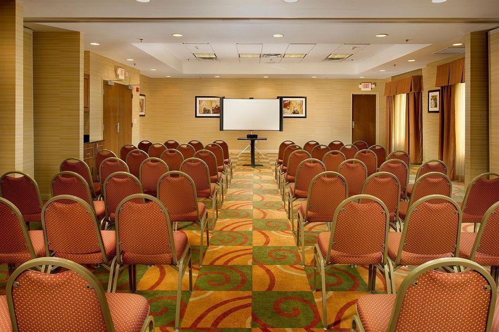 Holiday Inn Express & Suites Caryville By Ihg Exteriör bild